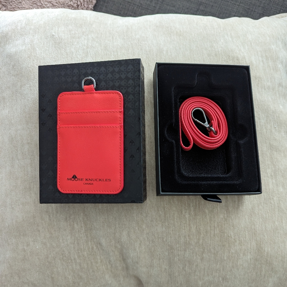 Moose knuckles card holder with strap